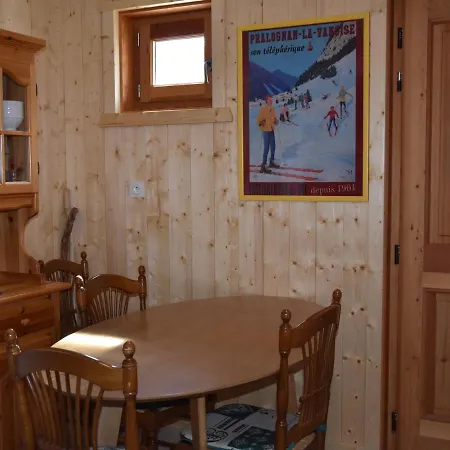 Apartment 3 Pieces En Rez-de-jardin, Animaux Admis - Fr-1-464-183 *